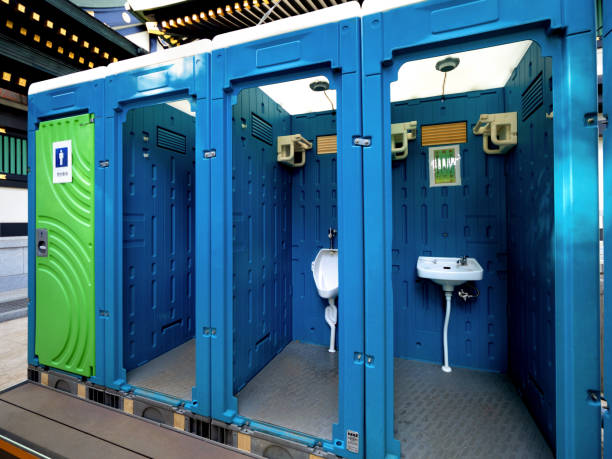 Best Porta potty rental near me  in Conneaut, OH